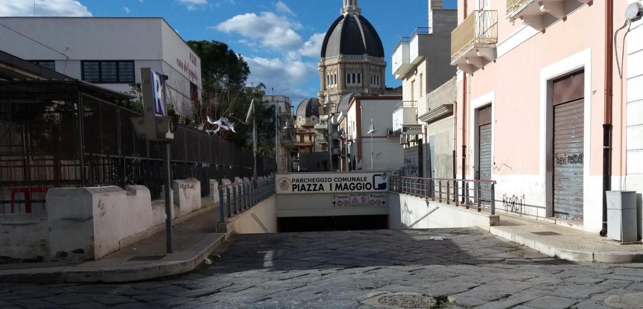 تشيرينيولا B&B Piazza Duomo المظهر الخارجي الصورة