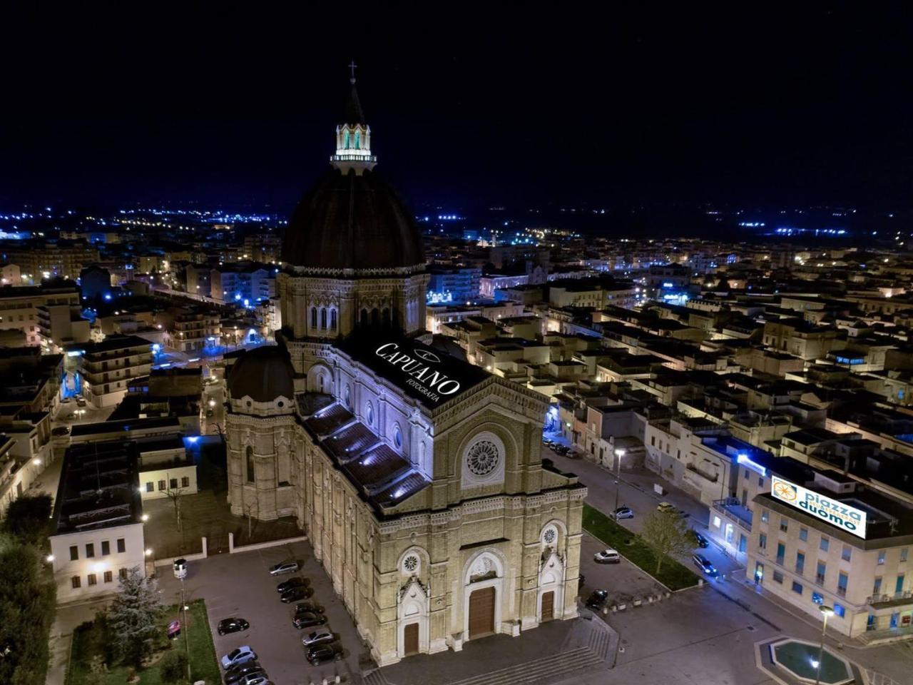 تشيرينيولا B&B Piazza Duomo المظهر الخارجي الصورة